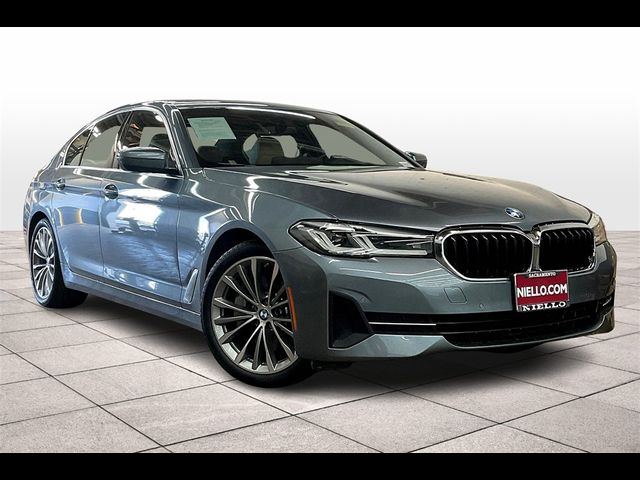 2021 BMW 5 Series 530i