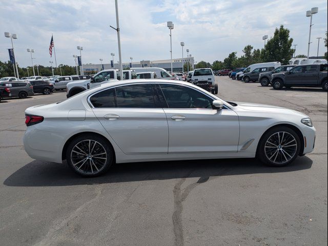 2021 BMW 5 Series 530i