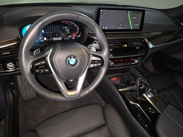 2021 BMW 5 Series 530i