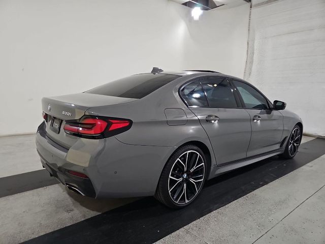 2021 BMW 5 Series 530i