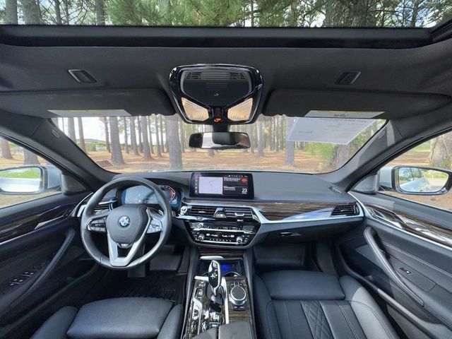 2021 BMW 5 Series 540i