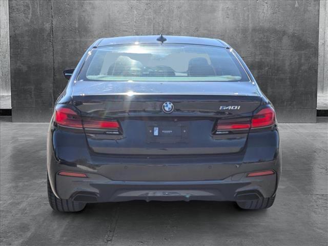 2021 BMW 5 Series 540i