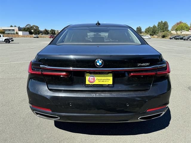 2021 BMW 7 Series 740i