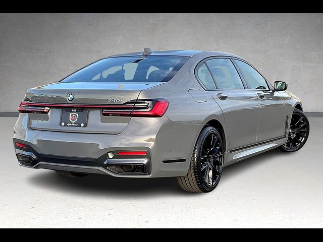 2021 BMW 7 Series 740i