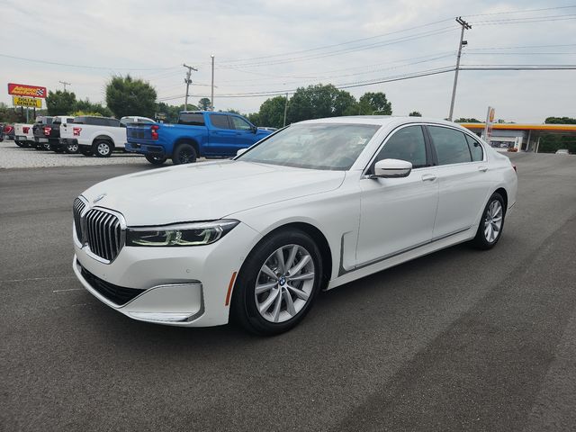 2021 BMW 7 Series 740i