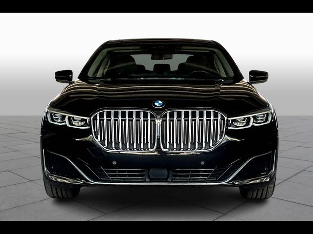 2021 BMW 7 Series 740i