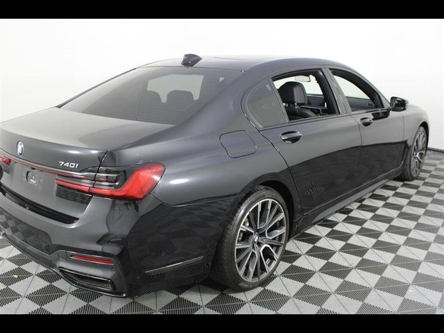 2021 BMW 7 Series 740i