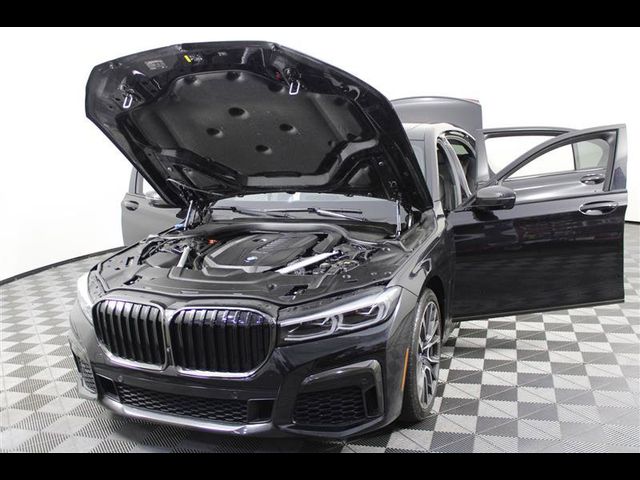 2021 BMW 7 Series 740i