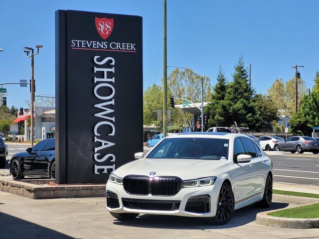 2021 BMW 7 Series 740i