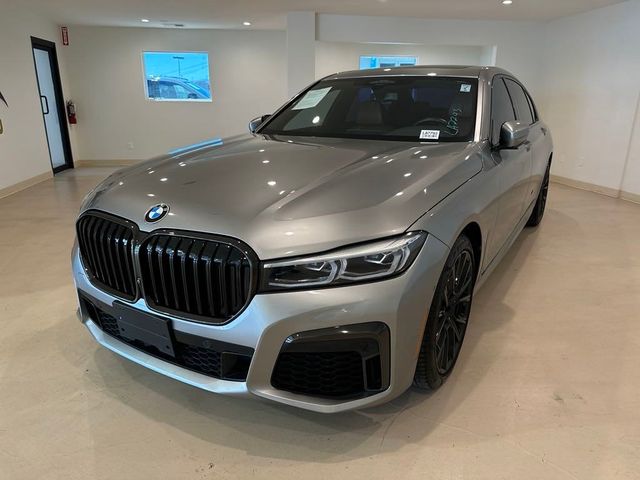 2021 BMW 7 Series 740i