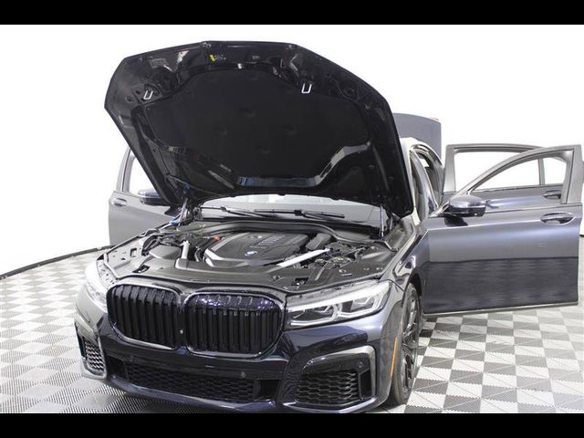 2021 BMW 7 Series 740i