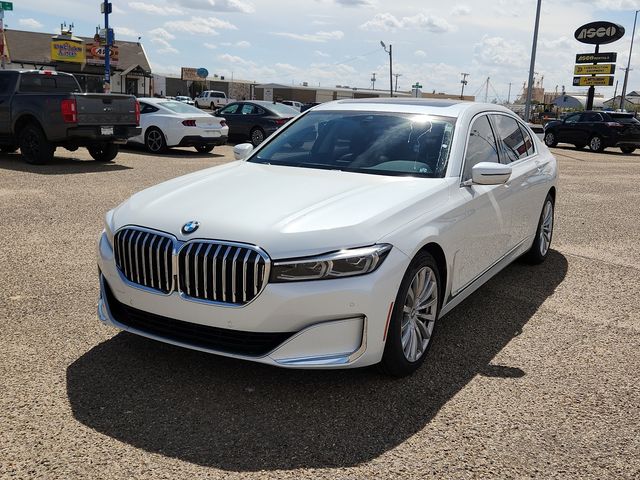 2021 BMW 7 Series 740i