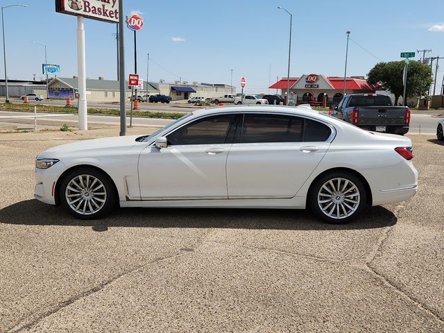 2021 BMW 7 Series 740i