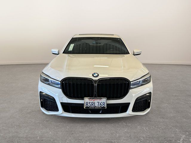 2021 BMW 7 Series 740i