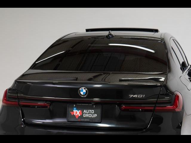 2021 BMW 7 Series 740i