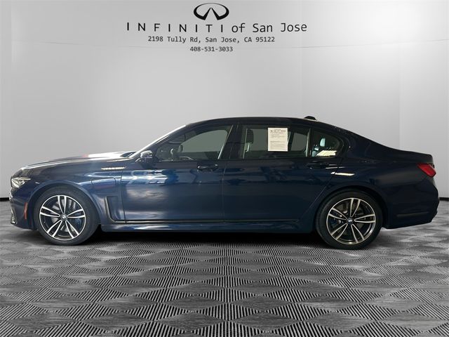 2021 BMW 7 Series 745e xDrive