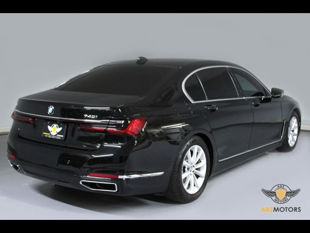 2021 BMW 7 Series 740i