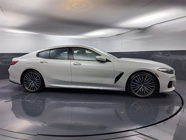 2021 BMW 8 Series 840i