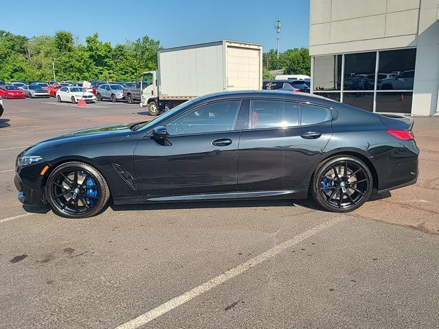 2021 BMW 8 Series M850i