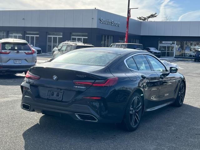 2021 BMW 8 Series M850i