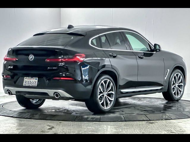 2021 BMW X4 xDrive30i