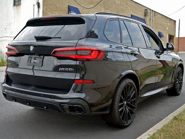 2021 BMW X5 M50i