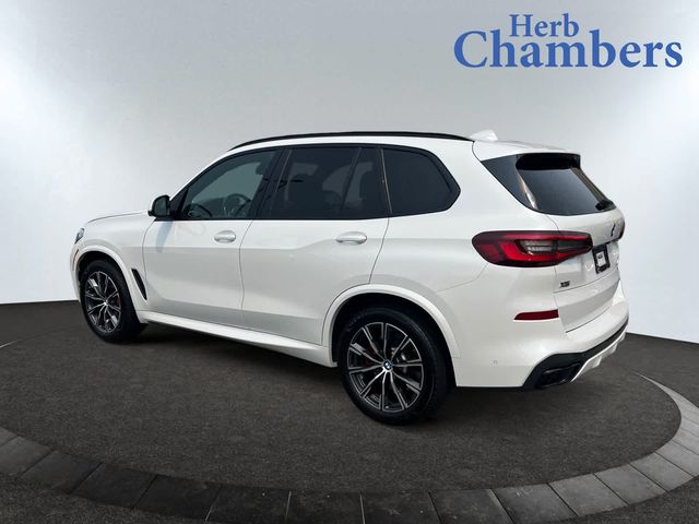 2021 BMW X5 M50i