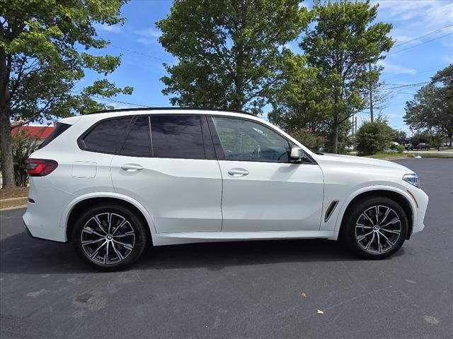 2021 BMW X5 M50i