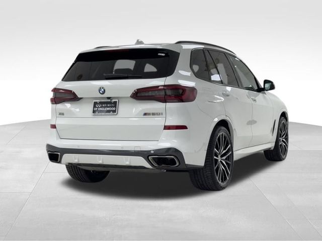 2021 BMW X5 M50i