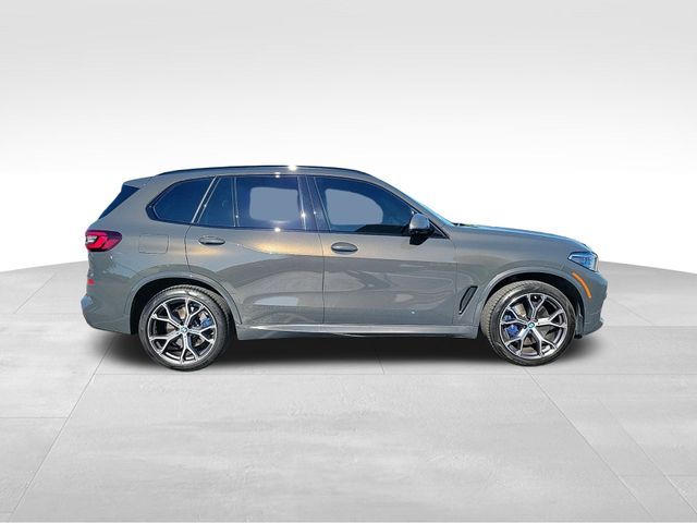 2021 BMW X5 M50i