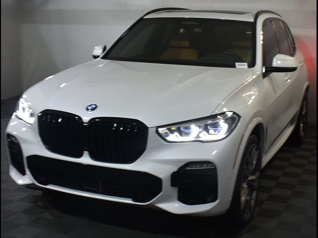 2021 BMW X5 M50i