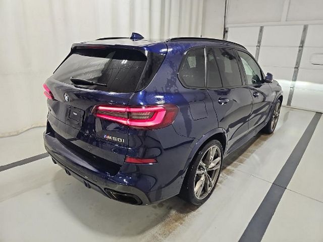 2021 BMW X5 M50i