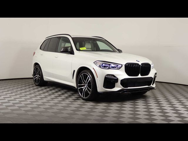 2021 BMW X5 M50i