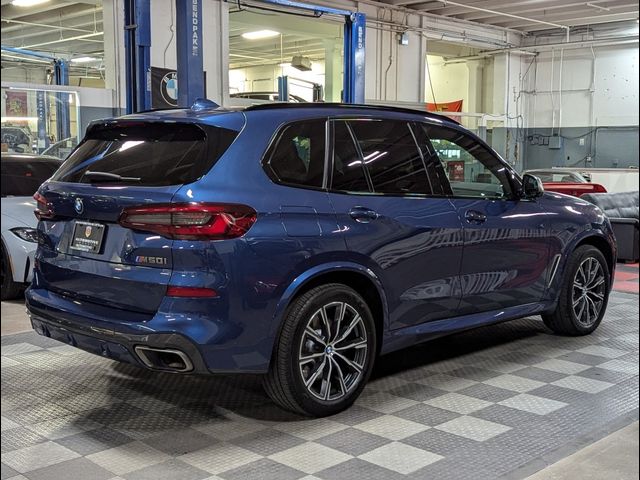 2021 BMW X5 M50i