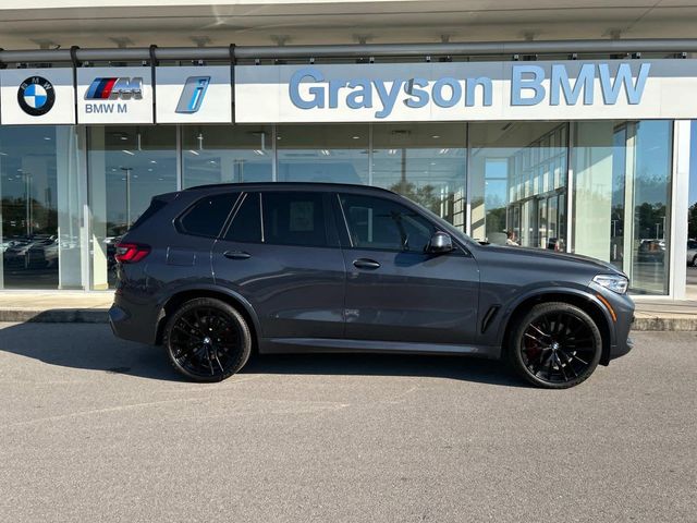 2021 BMW X5 M50i