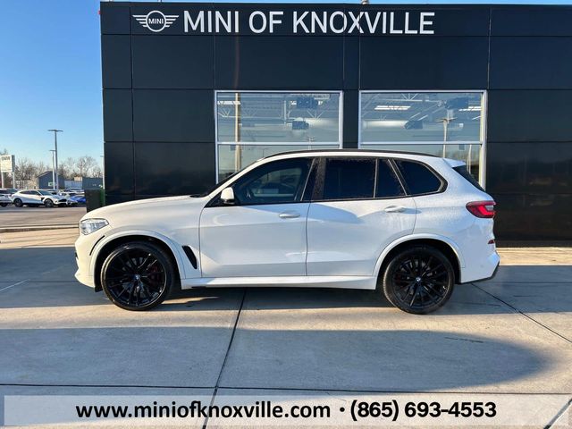 2021 BMW X5 M50i