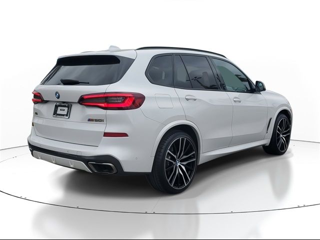 2021 BMW X5 M50i