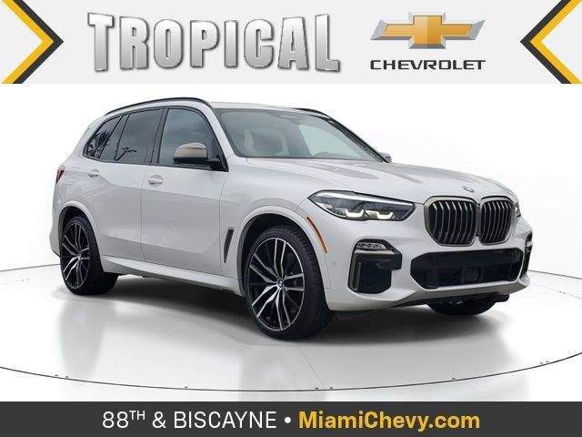 2021 BMW X5 M50i