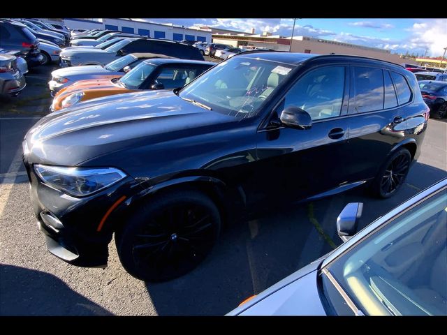 2021 BMW X5 M50i