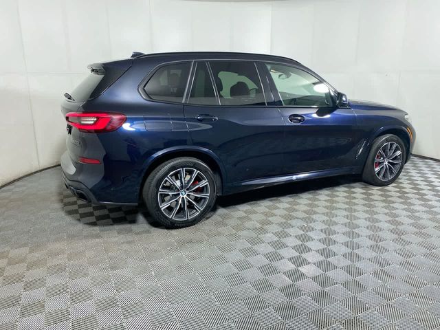 2021 BMW X5 M50i