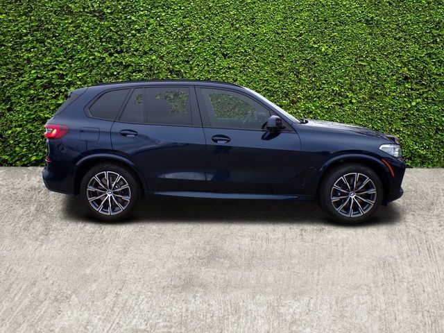 2021 BMW X5 M50i