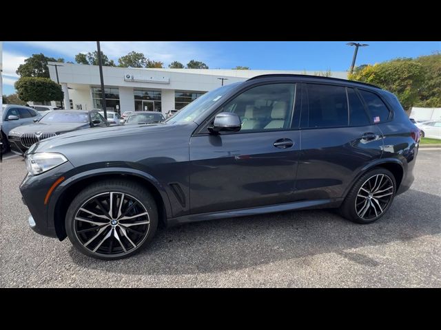 2021 BMW X5 M50i