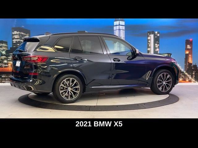 2021 BMW X5 M50i