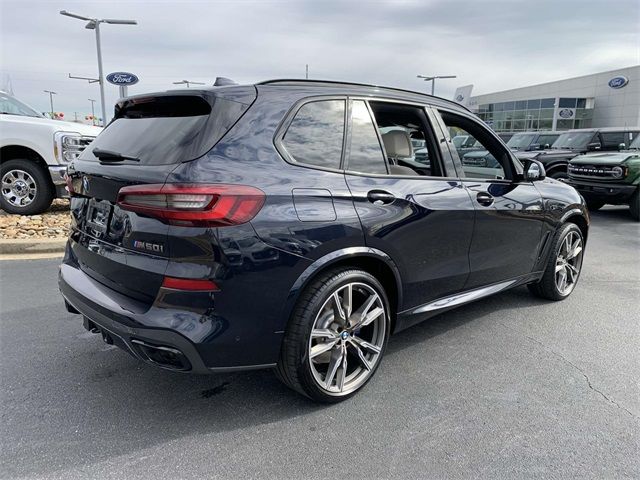 2021 BMW X5 M50i