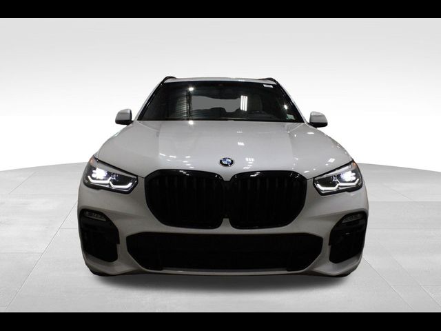 2021 BMW X5 M50i