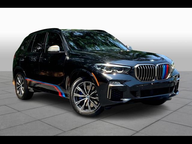 2021 BMW X5 M50i