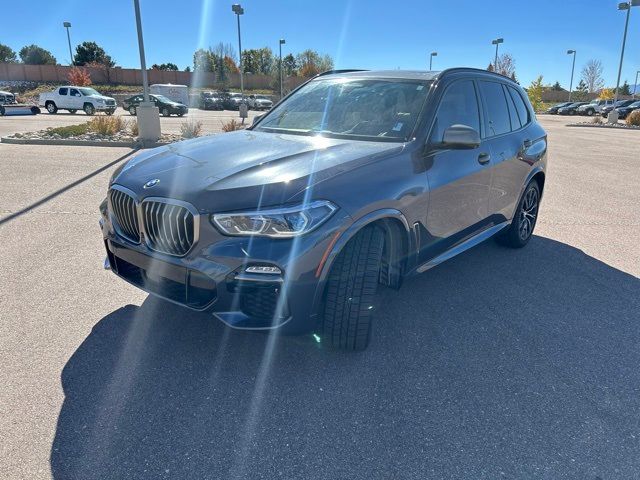 2021 BMW X5 M50i