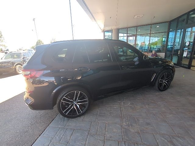 2021 BMW X5 M50i