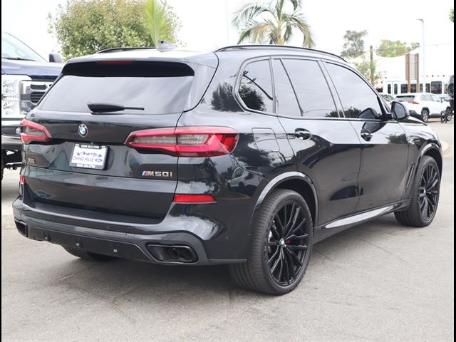 2021 BMW X5 M50i