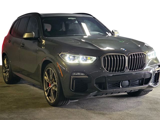 2021 BMW X5 M50i